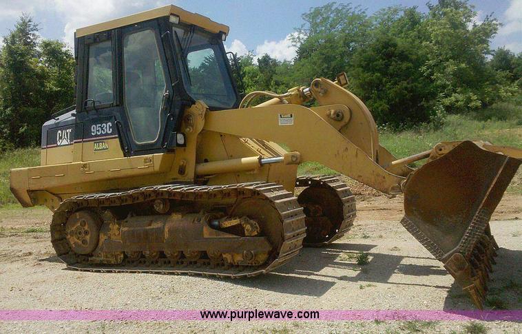 image for item 1701 1999 Caterpillar 953C track loader