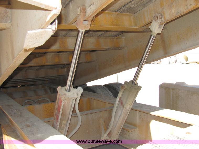 image for item 2102 1999 Trailboss 25' tiltbed trailer