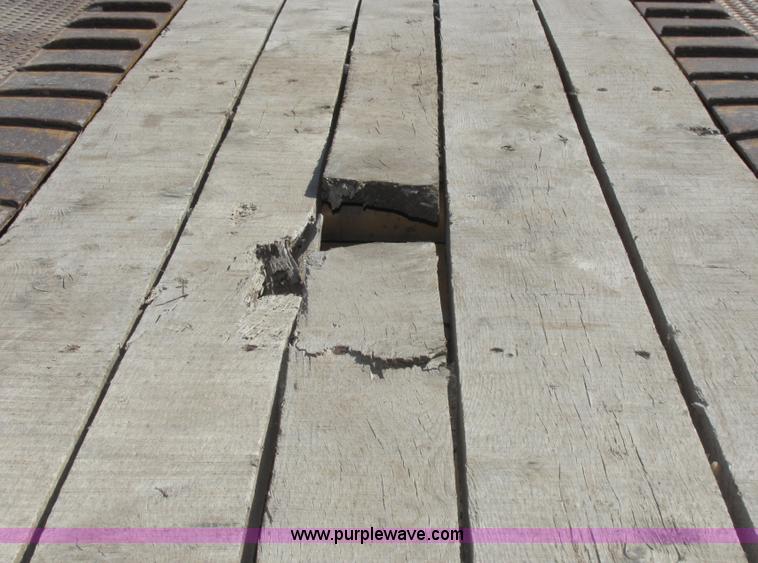 image for item 2102 1999 Trailboss 25' tiltbed trailer