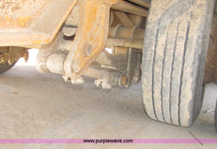 image for item 2102 1999 Trailboss 25' tiltbed trailer