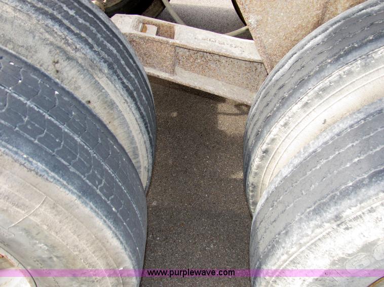 image for item 2104 1967 TEC 24' aluminum dump bed trailer