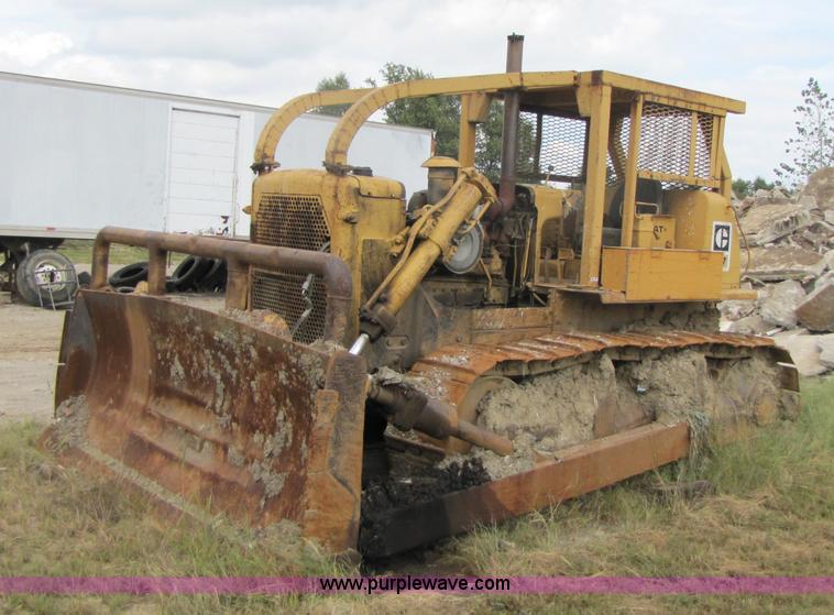 image for item 3440 1969 Caterpillar D7E dozer