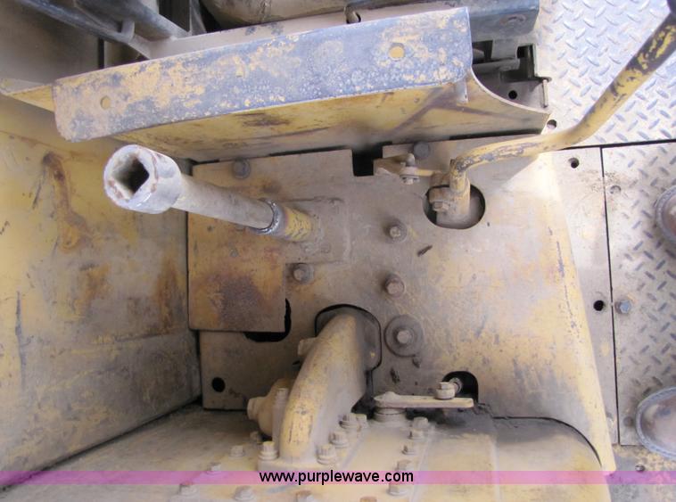 image for item 3440 1969 Caterpillar D7E dozer
