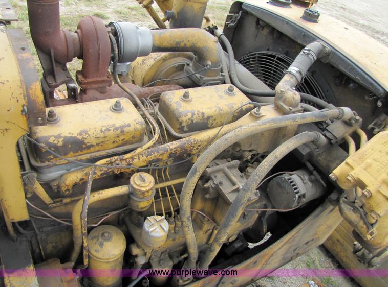 image for item 3440 1969 Caterpillar D7E dozer