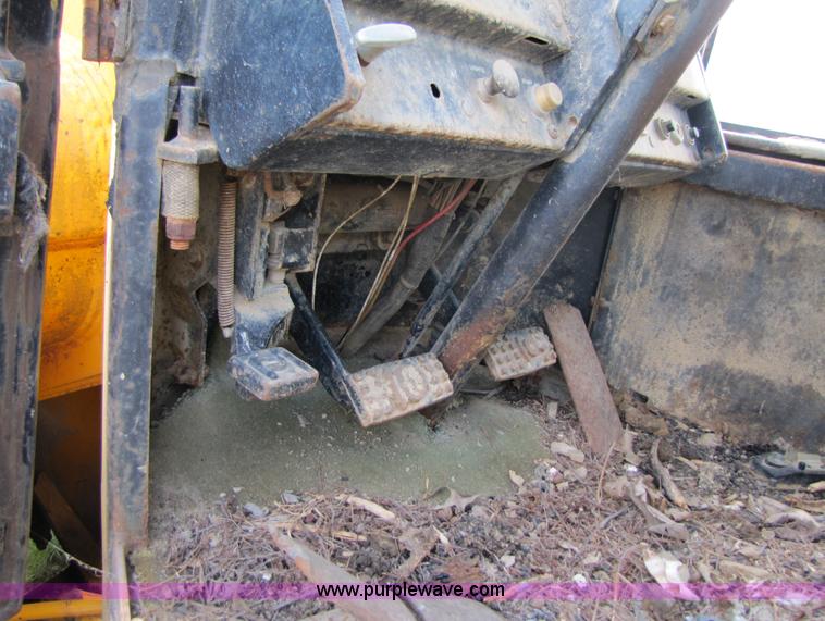 image for item 3441 John Deere 646C wheel loader