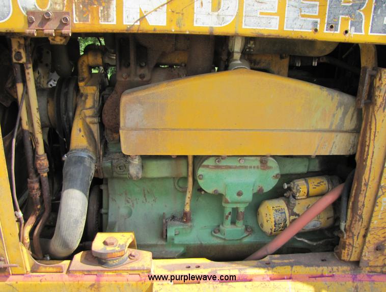 image for item 3441 John Deere 646C wheel loader