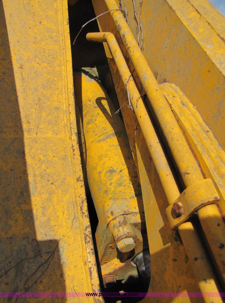 image for item 3441 John Deere 646C wheel loader