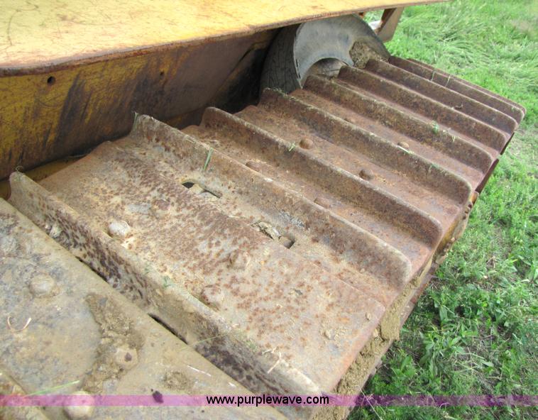 image for item 3443 1972 Caterpillar D5 dozer