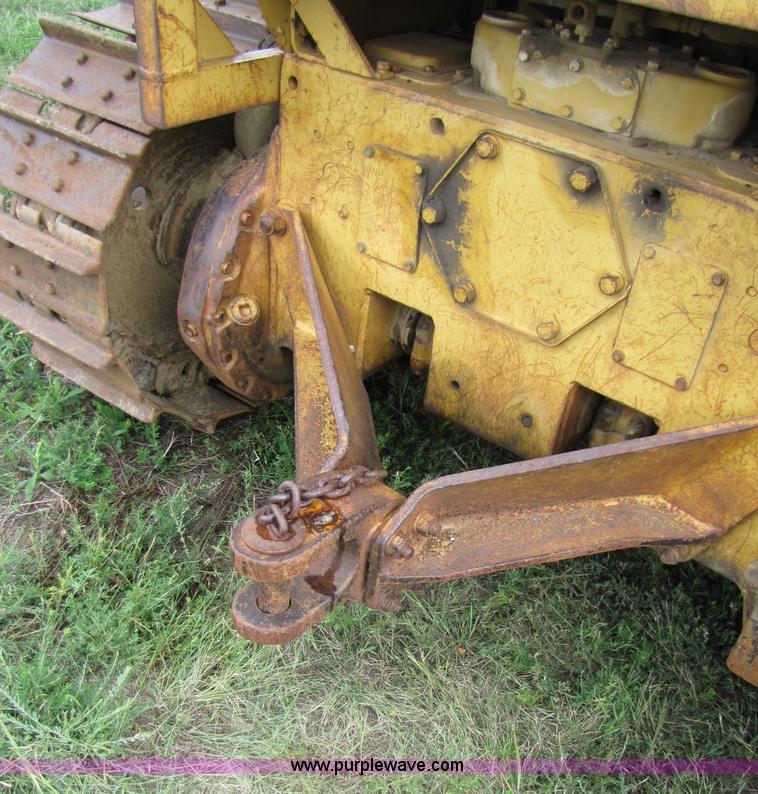 image for item 3443 1972 Caterpillar D5 dozer