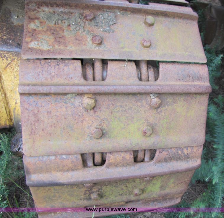 image for item 3445 1984 Caterpillar D6D dozer
