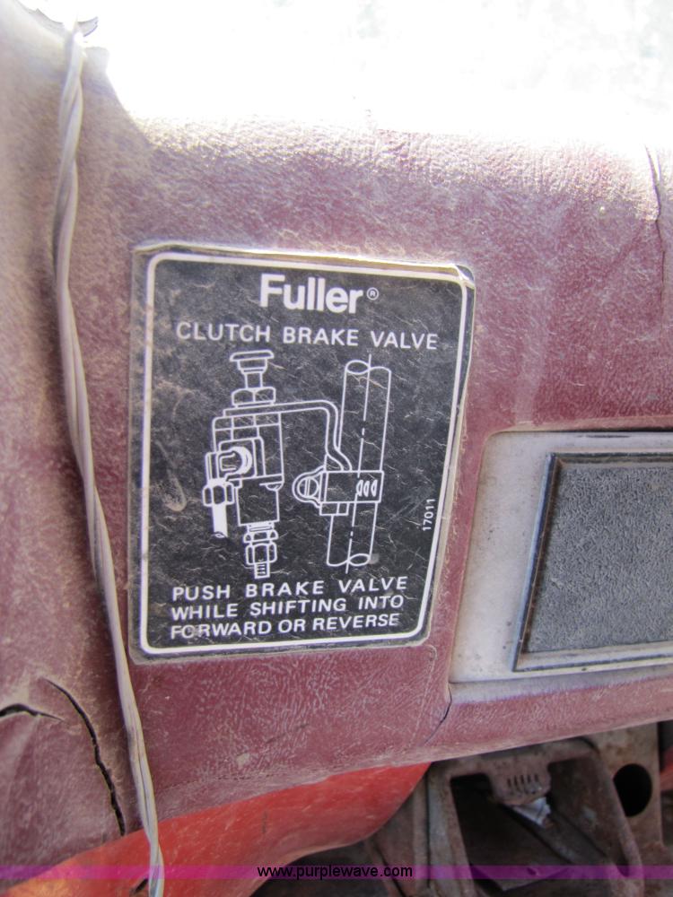 image for item 3576 1981 GMC Topkick C7D064 dump truck