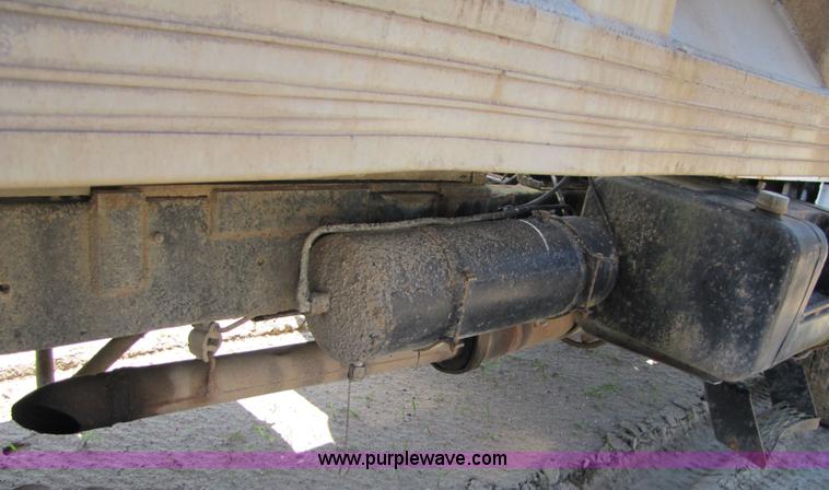 image for item 3576 1981 GMC Topkick C7D064 dump truck