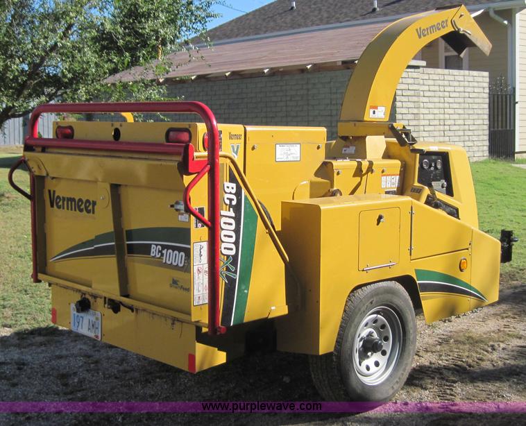 image for item 4118 2008 Vermeer BC1000XL brush chipper