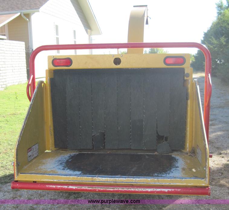 image for item 4118 2008 Vermeer BC1000XL brush chipper