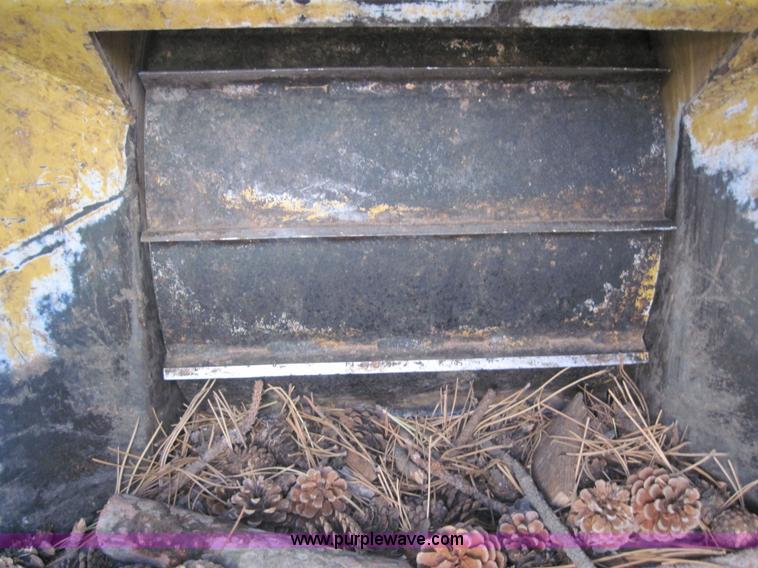 image for item 4118 2008 Vermeer BC1000XL brush chipper