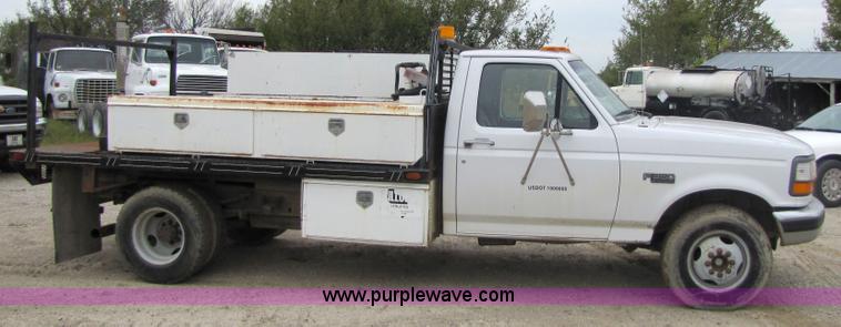 image for item 4762 1995 Ford F350 dually flatbed truck