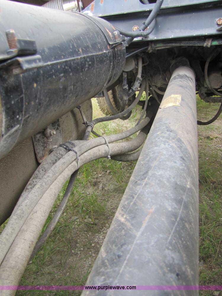 image for item 4763 1982 Freightliner FLC-64T semi truck