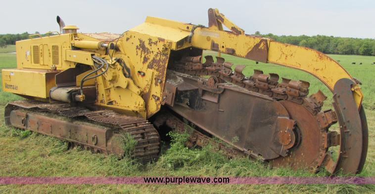 image for item 4900 Vermeer T-655 trencher