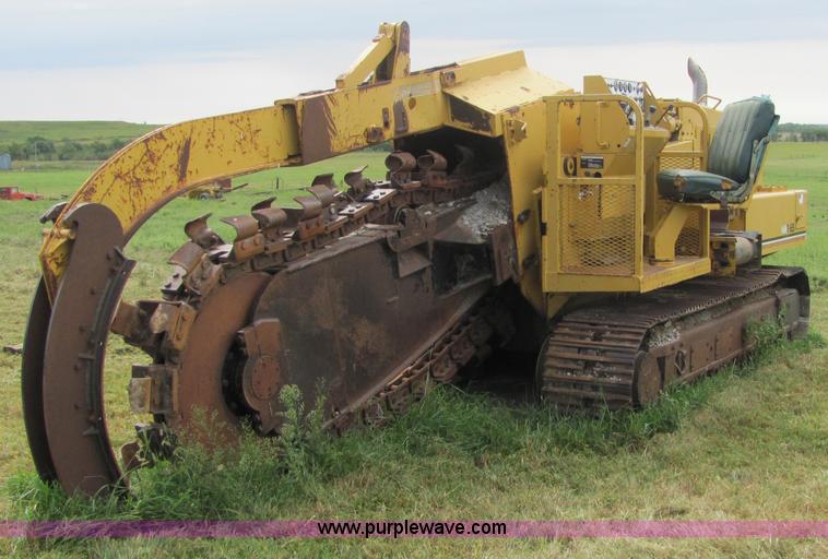 image for item 4900 Vermeer T-655 trencher