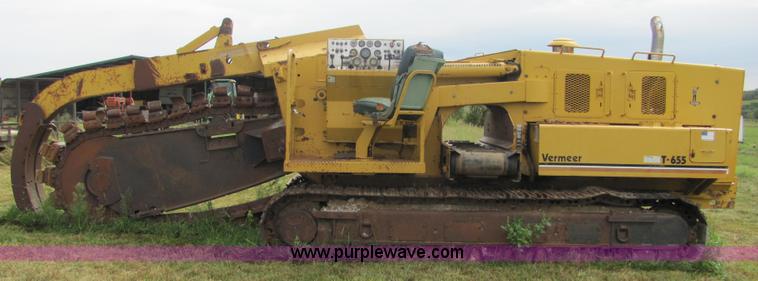 image for item 4900 Vermeer T-655 trencher