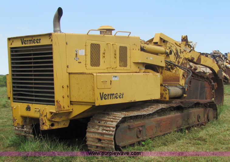 image for item 4900 Vermeer T-655 trencher