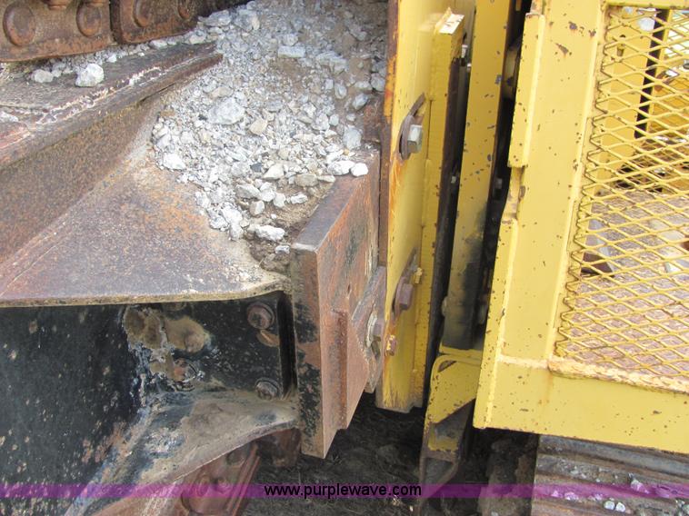 image for item 4900 Vermeer T-655 trencher