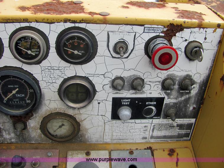 image for item 4900 Vermeer T-655 trencher