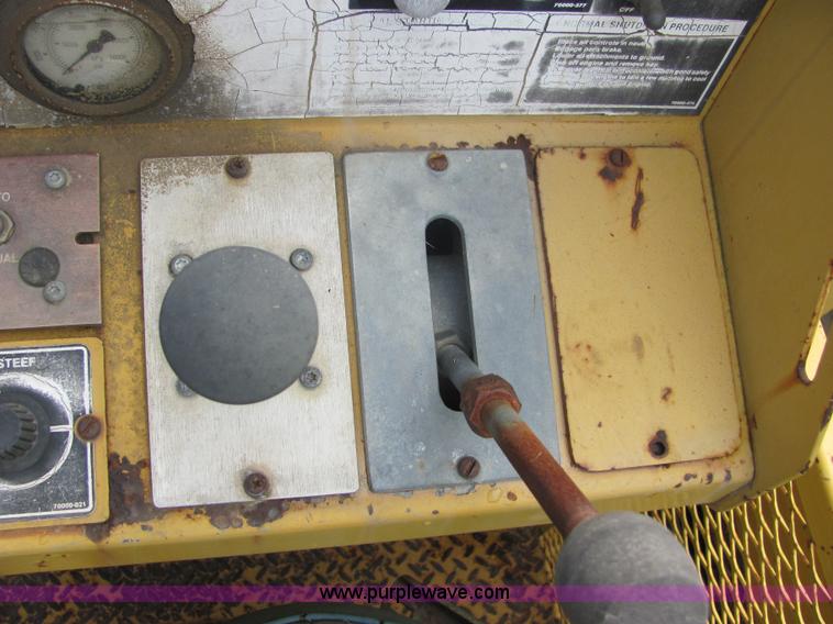 image for item 4900 Vermeer T-655 trencher