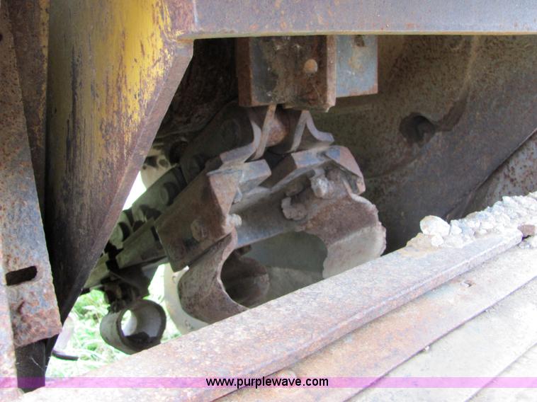 image for item 4900 Vermeer T-655 trencher
