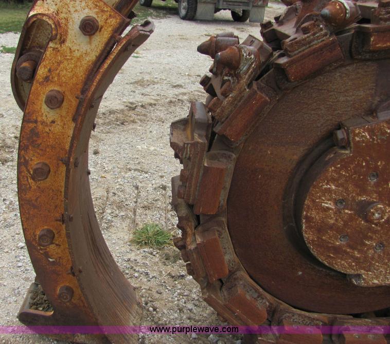 image for item 4901 2000 Tesmec TRS 1085B trencher