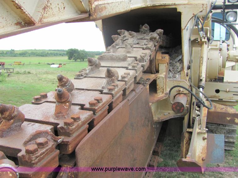 image for item 4901 2000 Tesmec TRS 1085B trencher