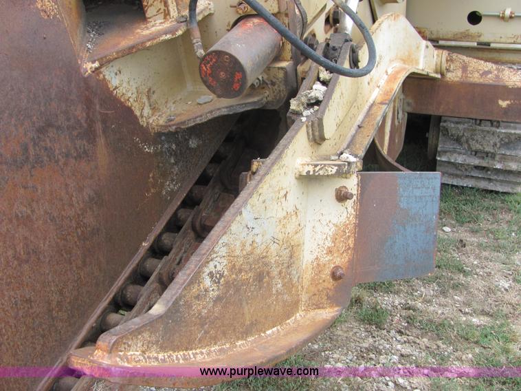 image for item 4901 2000 Tesmec TRS 1085B trencher