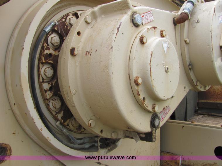 image for item 4901 2000 Tesmec TRS 1085B trencher