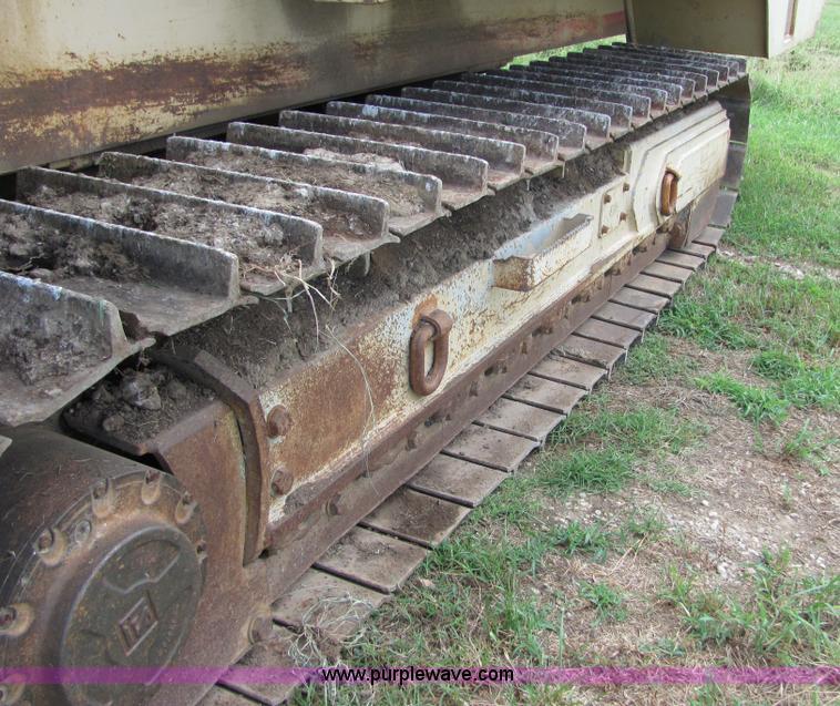 image for item 4901 2000 Tesmec TRS 1085B trencher