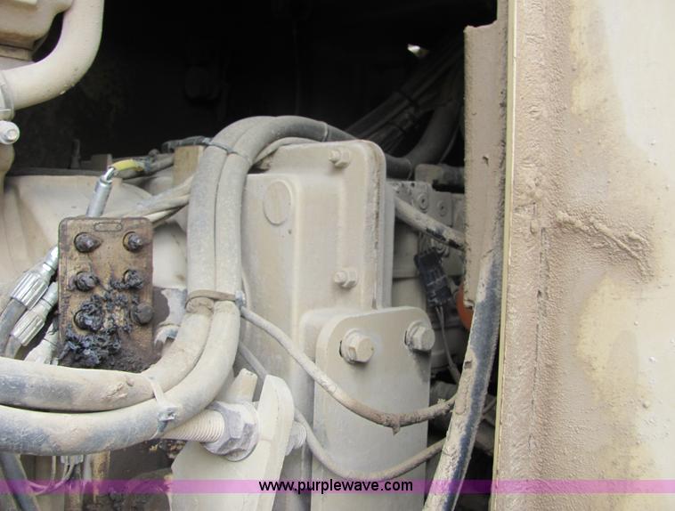 image for item 4901 2000 Tesmec TRS 1085B trencher