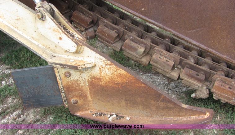 image for item 4901 2000 Tesmec TRS 1085B trencher