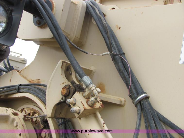 image for item 4901 2000 Tesmec TRS 1085B trencher