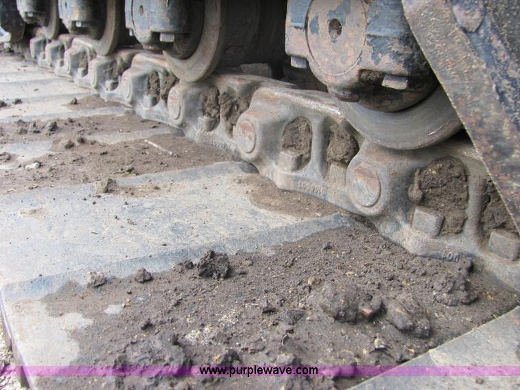 image for item 4903 2006 John Deere 200C LC excavator