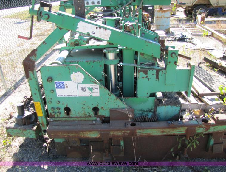 image for item 5183 Barber-Greene 10'-20' Extend-A-Mat asphalt screed