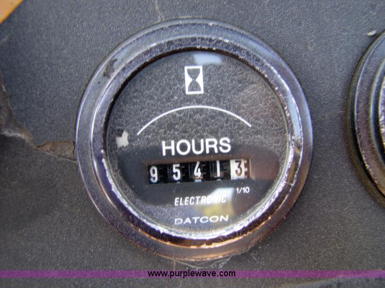 image for item 5185 Hypac C778A vibratory double drum compactor