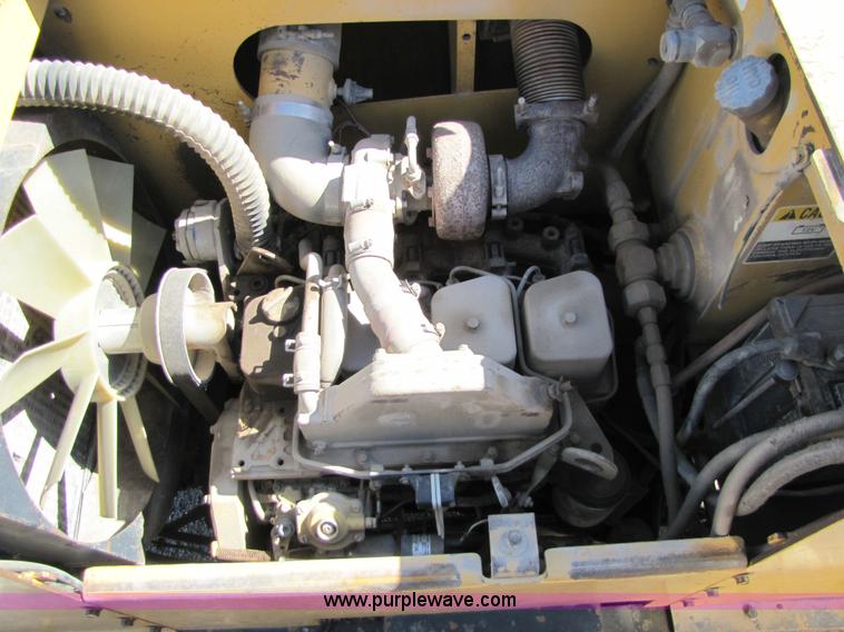 image for item 5185 Hypac C778A vibratory double drum compactor