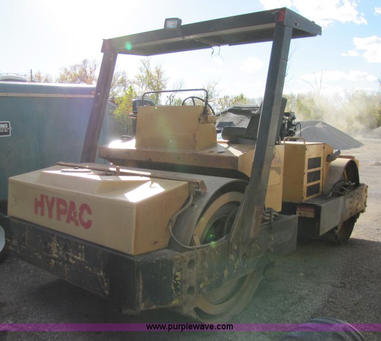 image for item 5187 Hypac C778A vibratory double drum compactor