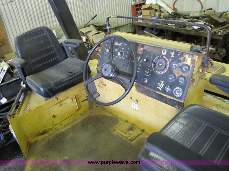 image for item 5187 Hypac C778A vibratory double drum compactor