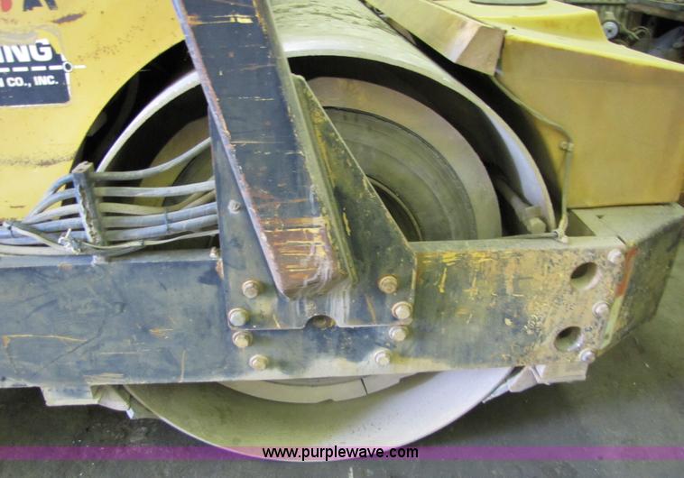 image for item 5187 Hypac C778A vibratory double drum compactor