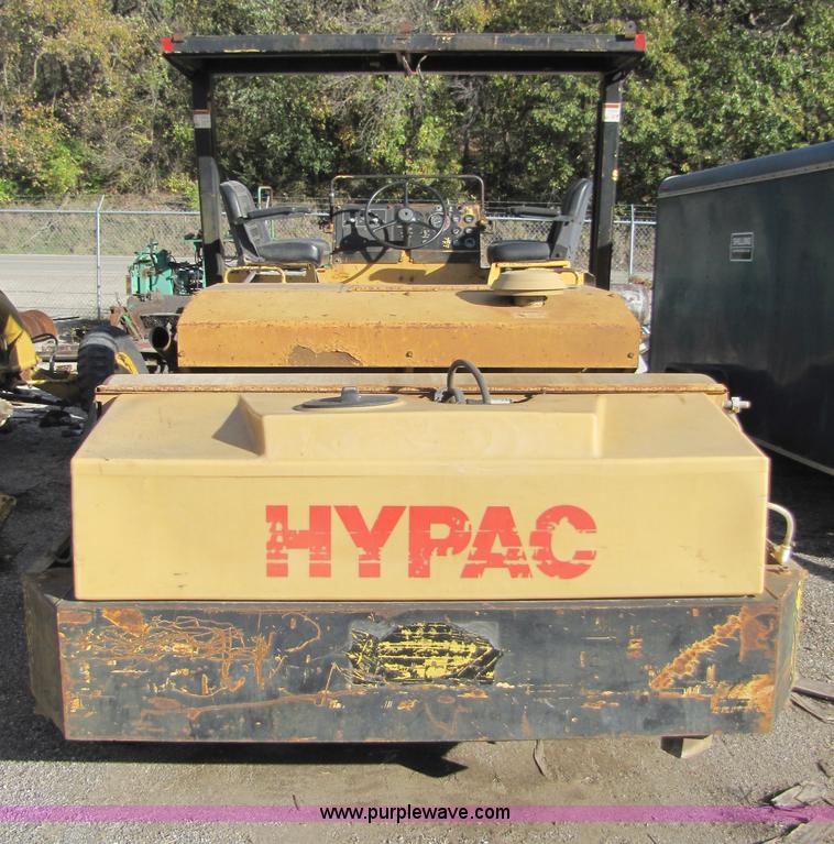 image for item 5187 Hypac C778A vibratory double drum compactor
