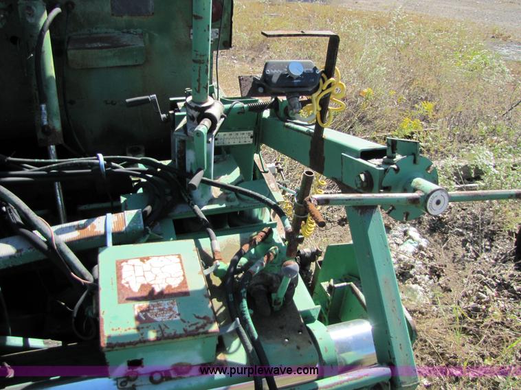 image for item 5188 Barber Greene SB-170 wheel mounted asphalt paver