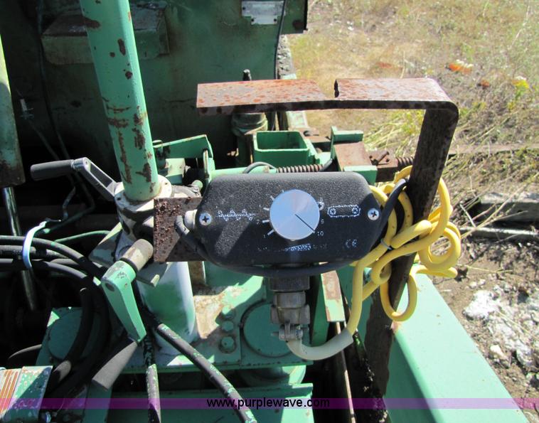 image for item 5188 Barber Greene SB-170 wheel mounted asphalt paver