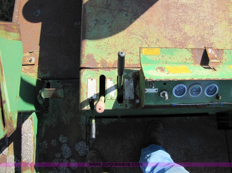 image for item 5188 Barber Greene SB-170 wheel mounted asphalt paver