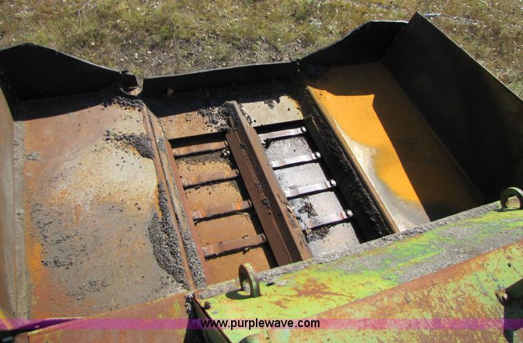 image for item 5188 Barber Greene SB-170 wheel mounted asphalt paver