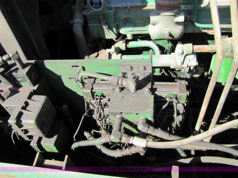 image for item 5188 Barber Greene SB-170 wheel mounted asphalt paver